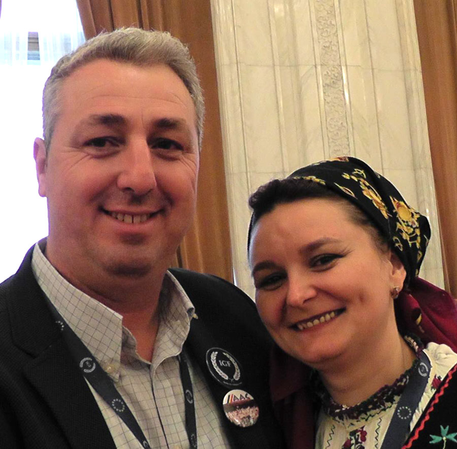 Lucian Stroe - Vicepresedinte Asociatia Nationala de Folclor din Romania la  - Fiii Gorjului