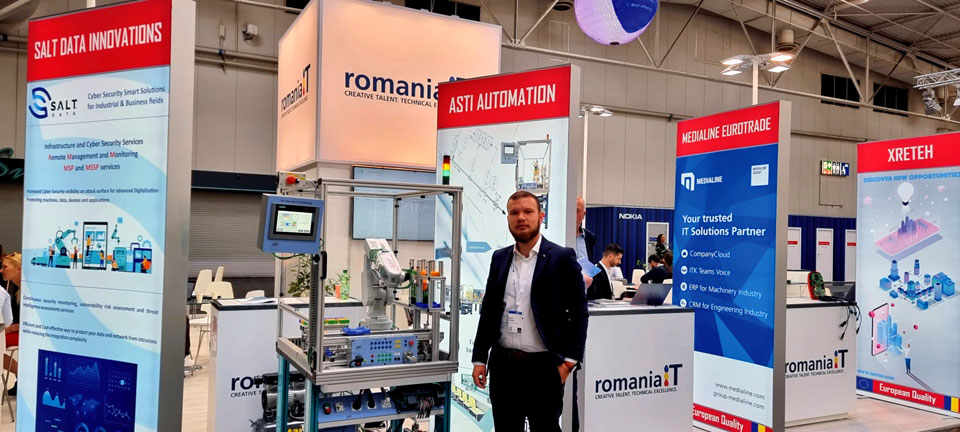 Celula robotica avansata INDUSTRY 4.0 la Hannover Messe 2022 cu participarea firmei Asti Automation  