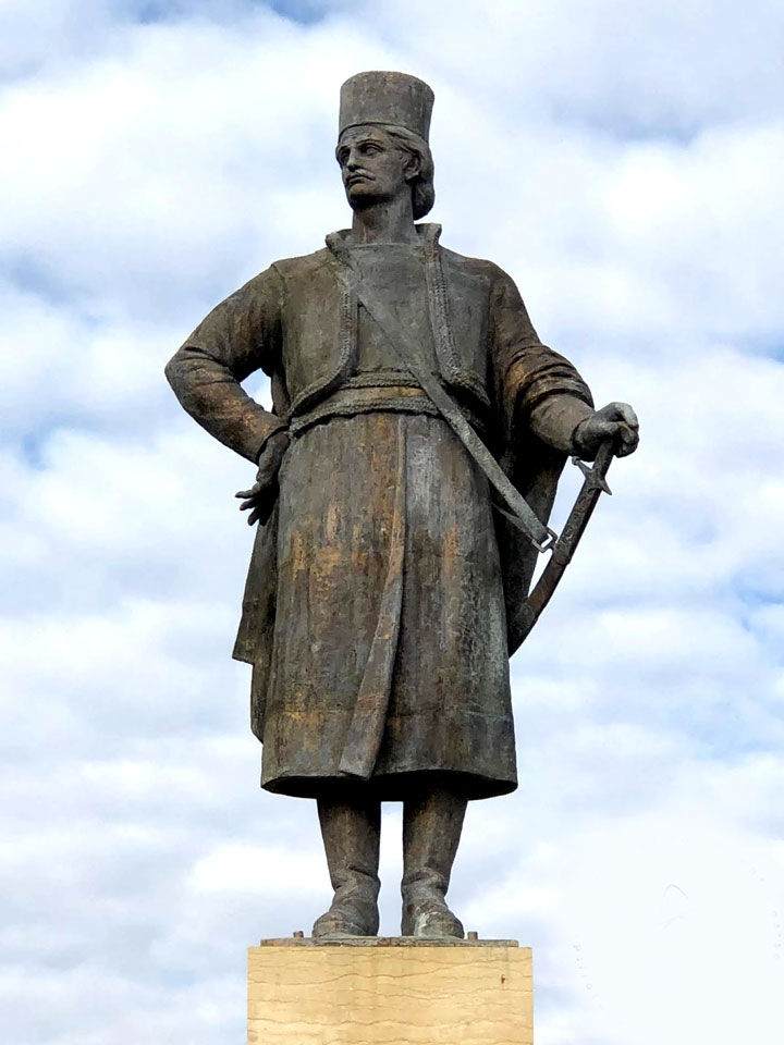 Statuie Tudor Vladimirescu Fiii Gorjului
